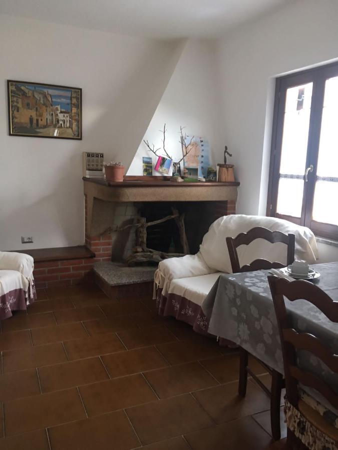 B&B Mideri Urzulei Exterior photo